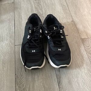under armor sneakers
